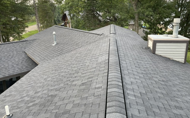 Asphalt roof job in Lakeshore MN completed