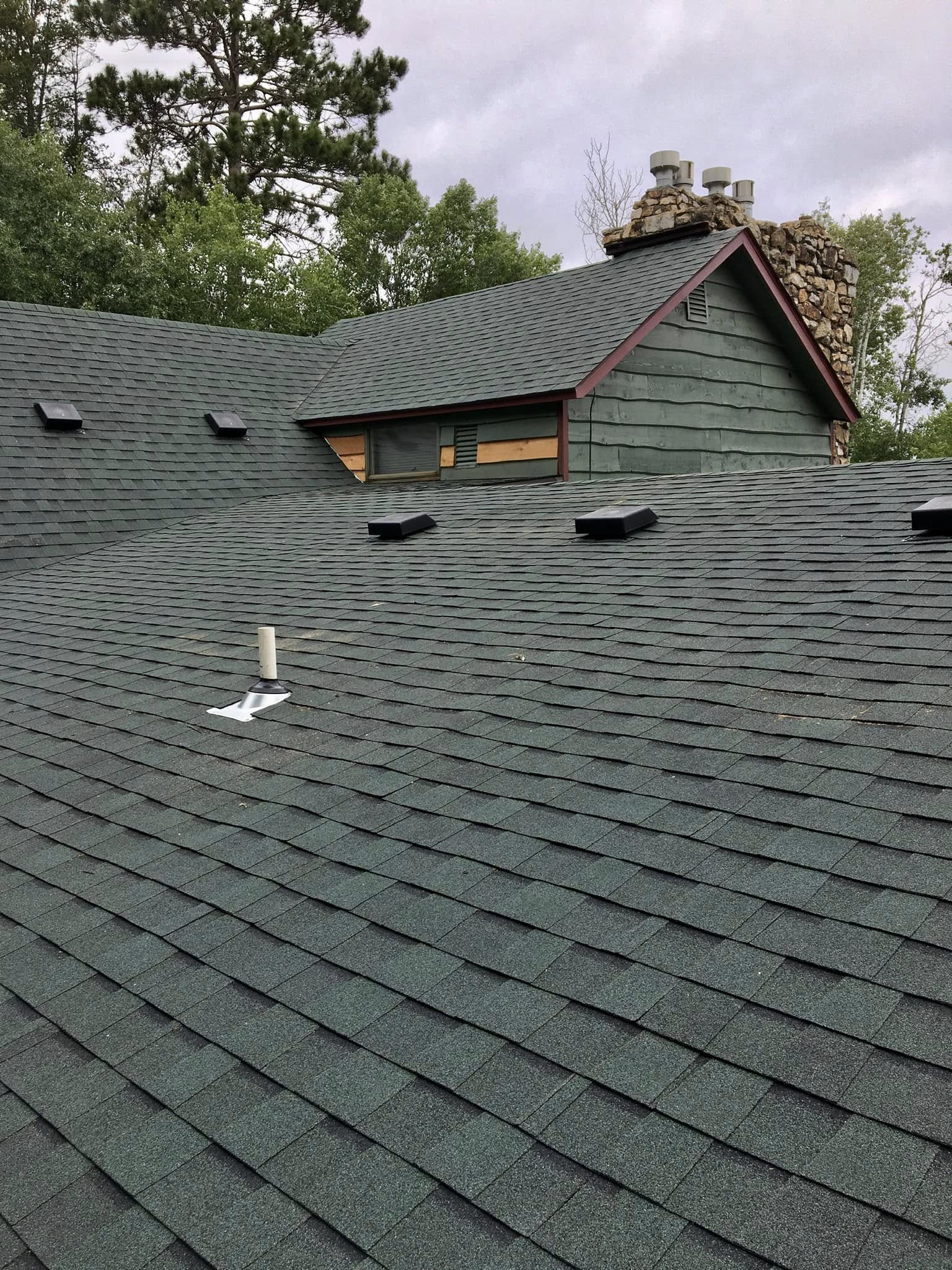 Home roof maintenance job